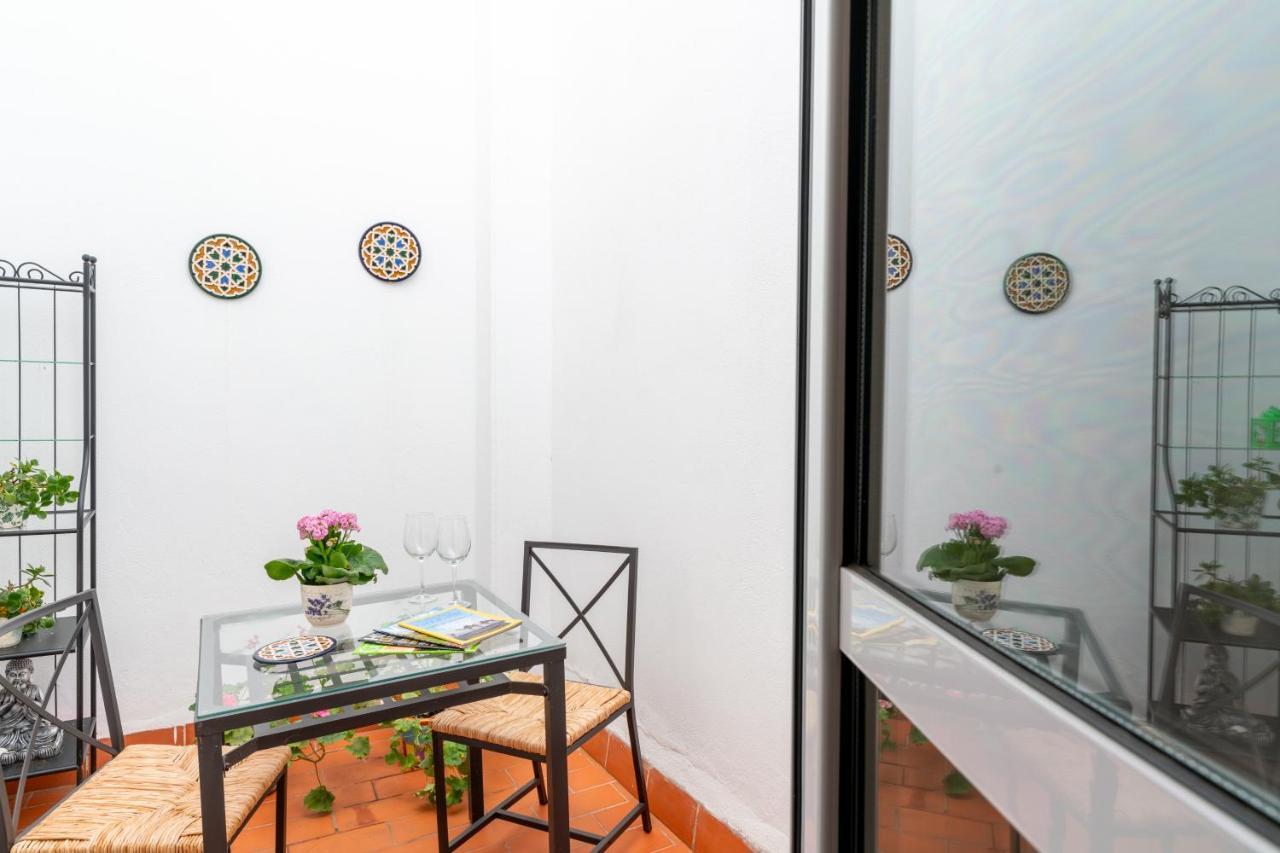 Anna - Triana Apartamento Sevilha Exterior foto